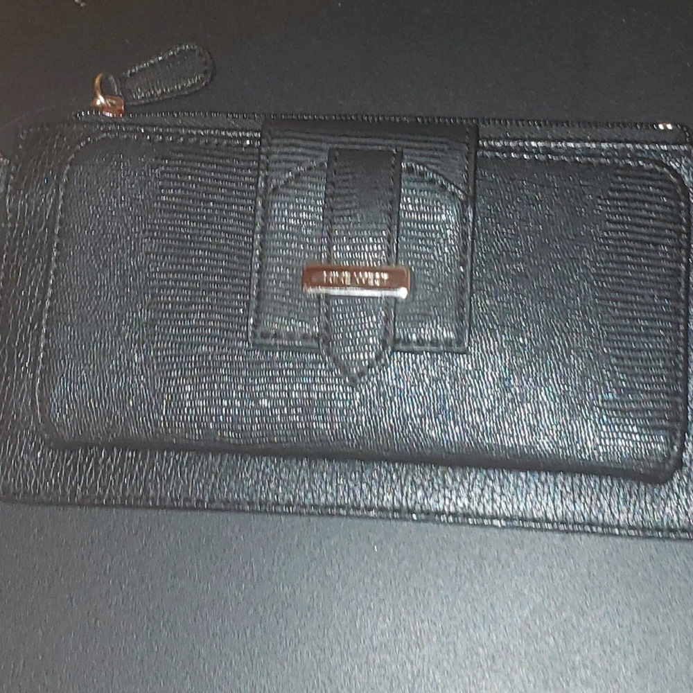 Nine West Wristlet